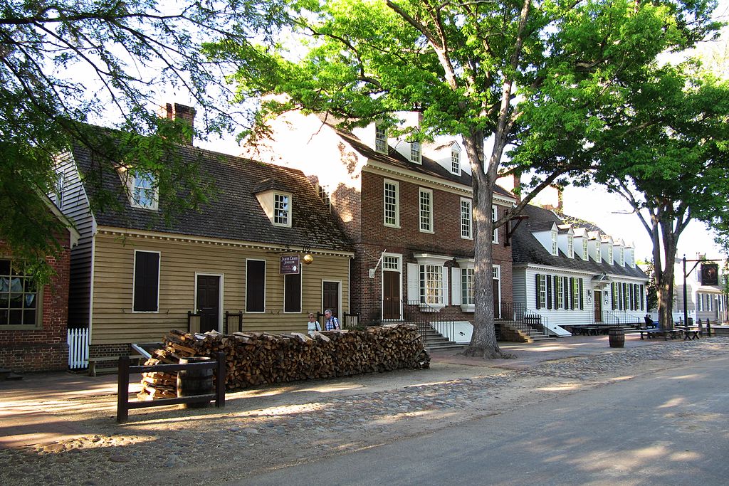 The east end of The Duke of Gloucester Street